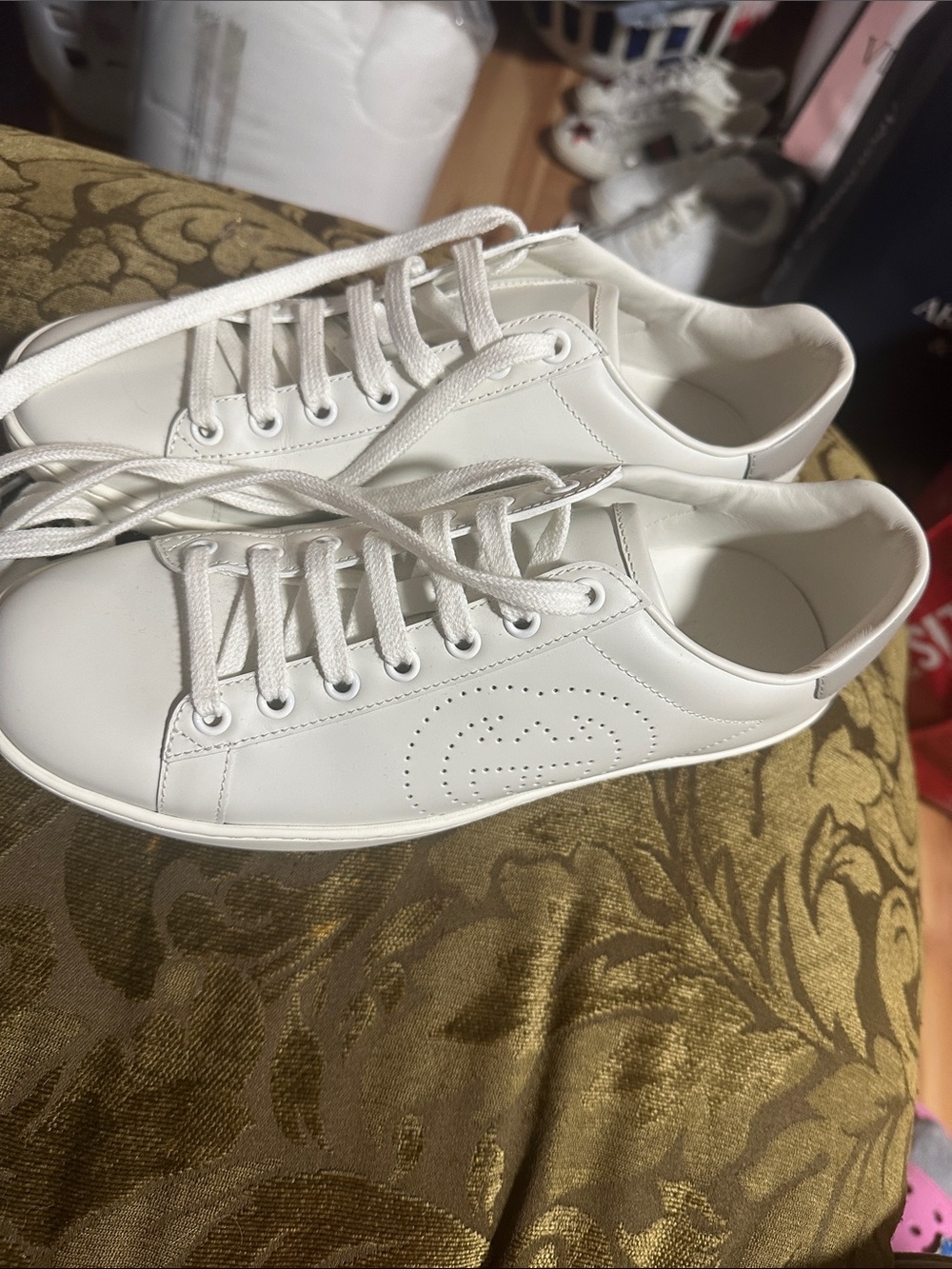 Gucci White Low-Top Leather Sneakers with Perforated Logo
